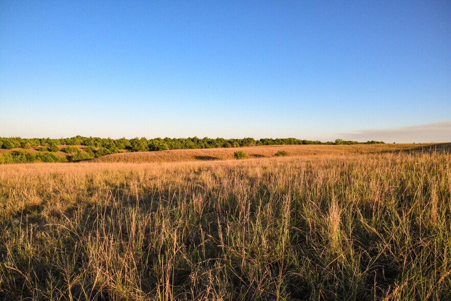 More Photos Of 0000 00000 Hi-View Dr, Manhattan Land For Sale