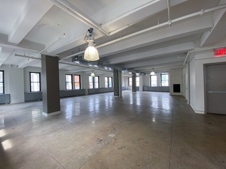 More Photos Of 111 John St, New York Office For Lease