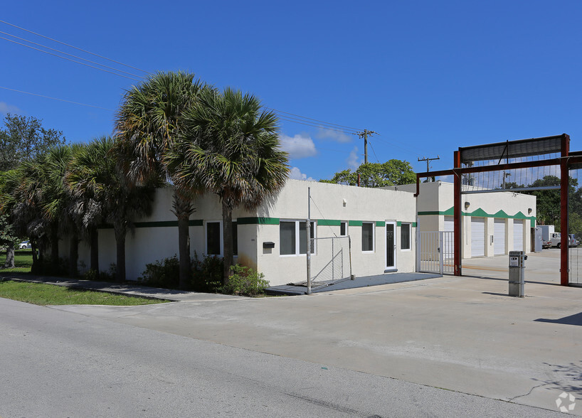 Primary Photo Of 1215 NE 17th Ct, Fort Lauderdale Warehouse For Lease