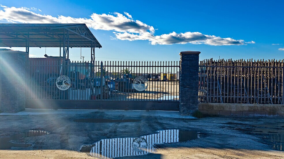 Primary Photo Of 11675 Avenue 24, Delano Land For Sale