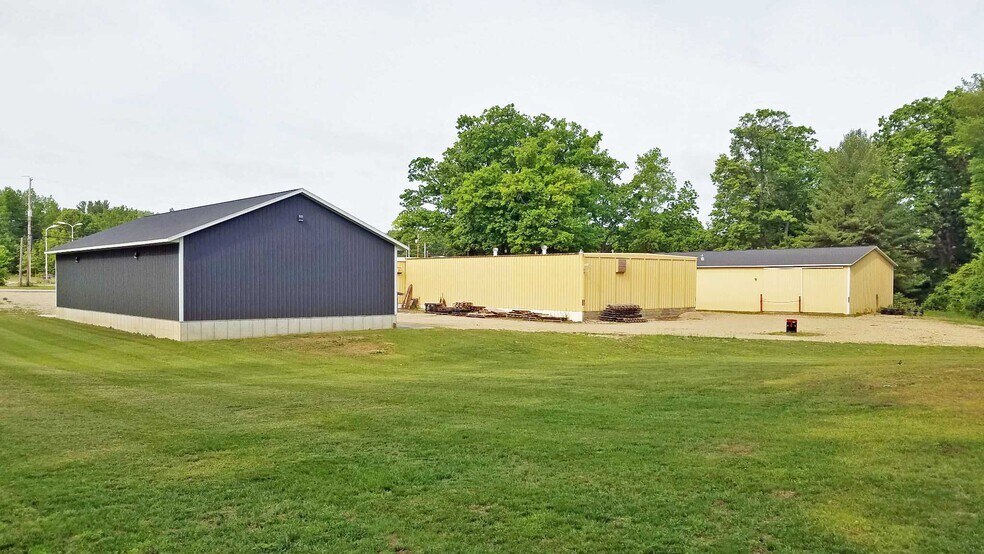 More Photos Of 1235 Lincoln Rd, Allegan Warehouse For Sale