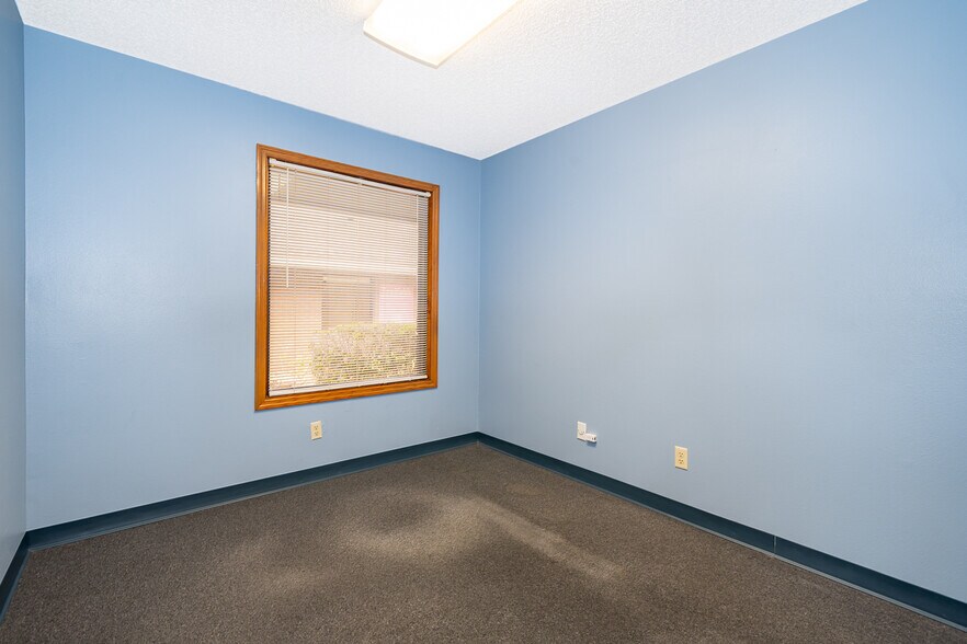 More Photos Of 13330 W Colonial Dr, Winter Garden Medical For Lease