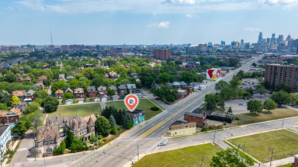 More Photos Of 4126 Grand River Ave, Detroit Research And Development For Sale