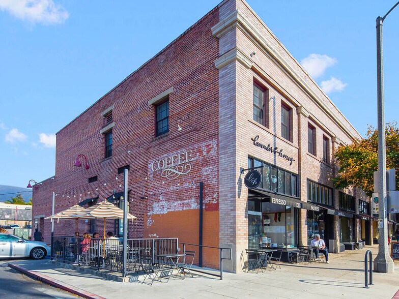More Photos Of 1384-1400 E Washington Blvd, Pasadena Storefront For Lease