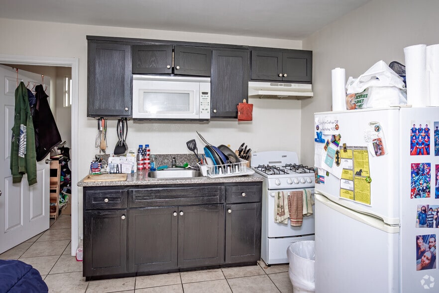 More Photos Of 509 Hyde Park Pl, Inglewood Apartments For Sale