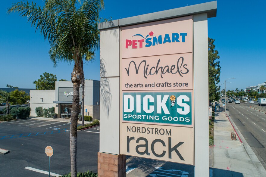 More Photos Of 7490-7664 Edinger Ave, Huntington Beach Unknown For Lease