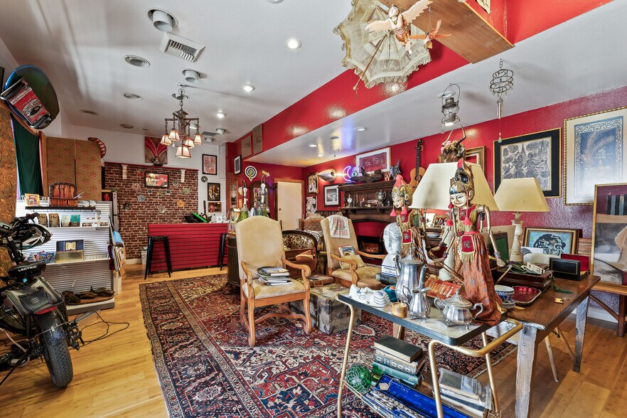 More Photos Of 10470 Lansing St, Mendocino Storefront For Sale