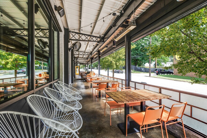 More Photos Of 930 Howell Mill Rd NW, Atlanta Apartments For Lease