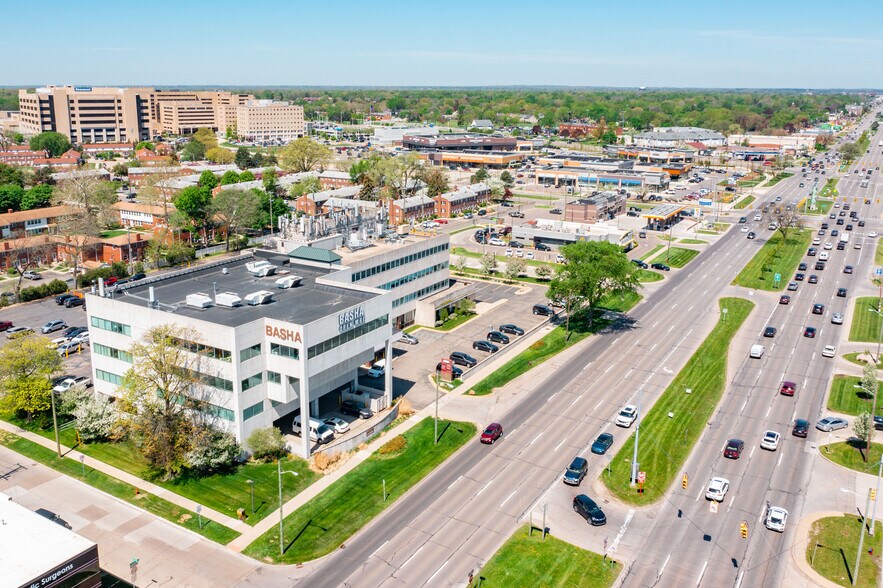 More Photos Of 30701 Woodward Ave, Royal Oak Office For Lease