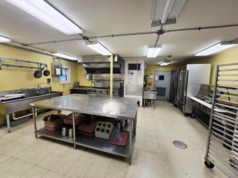 More Photos Of 300 Cedar St, Tarkio Skilled Nursing Facility For Sale