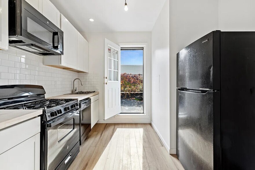 More Photos Of 368 Stratford Rd, Brooklyn Apartments For Sale