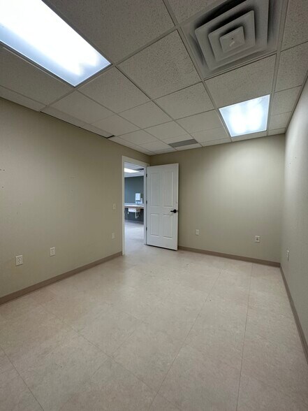 More Photos Of 9130-100 Marshall Rd, Cranberry Township Medical For Lease