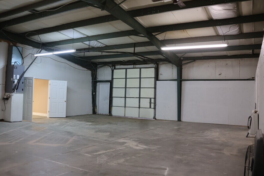 More Photos Of 1192 S Business Route 5, Camdenton Industrial For Sale