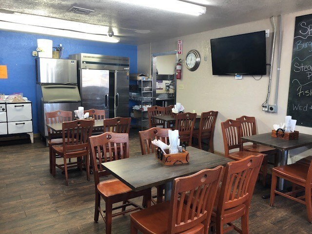 More Photos Of 2 E James St, Sterling Convenience Store For Sale