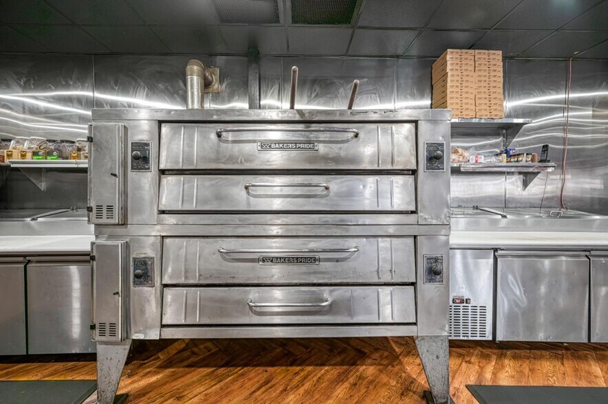 More Photos Of 37249 State Hwy 23, Grand Gorge Flex For Sale