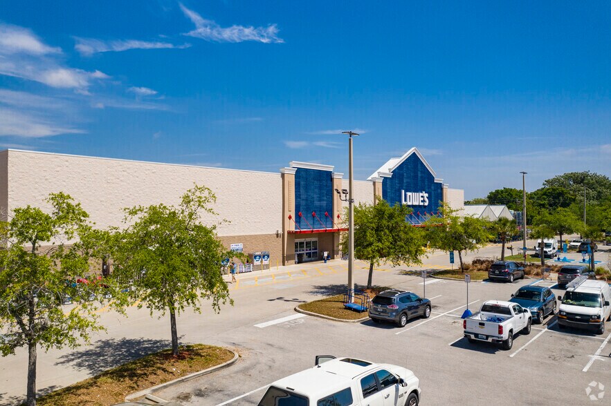 More Photos Of 8975 Race Track Rd, Tampa Unknown For Lease