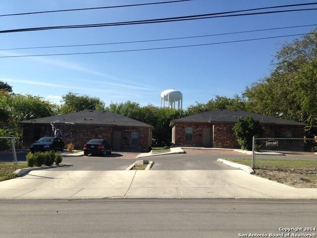 Primary Photo Of 10911 Baltic St, San Antonio Apartments For Sale