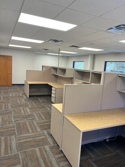 More Photos Of 1064 E Highway 50, Clermont Office For Lease