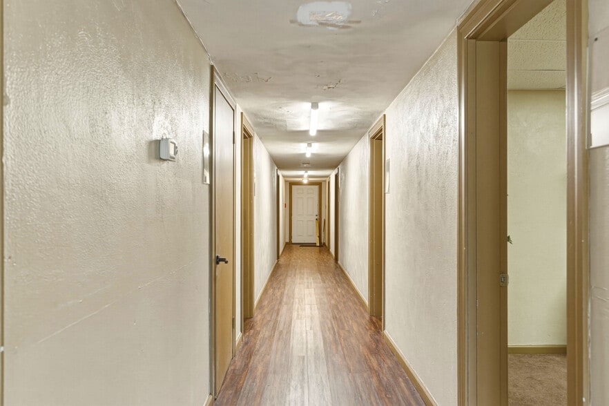 More Photos Of 13908 Dixie Hwy, Louisville Religious Facility For Sale