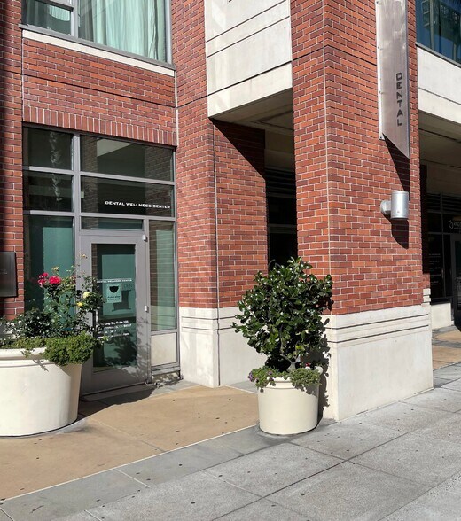 More Photos Of 170 King St, San Francisco Apartments For Sale