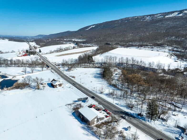 More Photos Of 3340 E Pleasant Valley Blvd, Altoona Freestanding For Sale