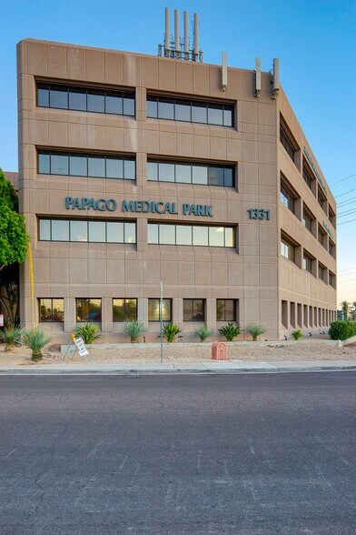 More Photos Of 1331 N 7th St, Phoenix Medical For Lease