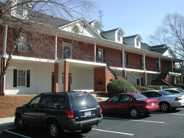 More Photos Of 316 W Pike St, Lawrenceville Office For Sale