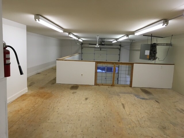 More Photos Of 10733-10745 N Government Way, Hayden Light Distribution For Lease