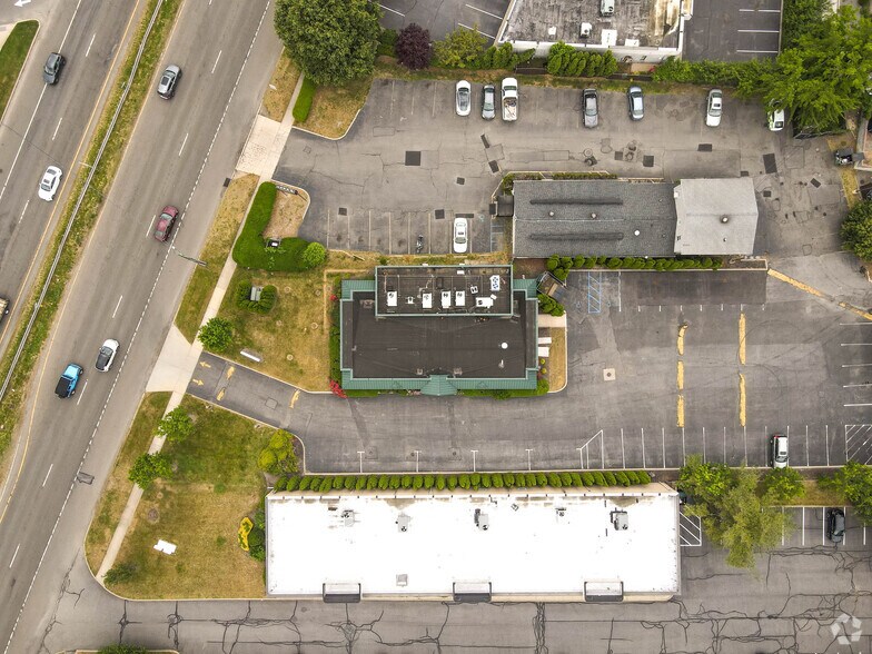 More Photos Of 55 Veterans Memorial Hwy, Commack Medical For Lease