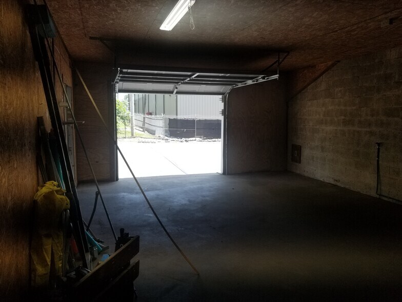 More Photos Of 1215 Blount Ave, Guntersville Flex For Lease