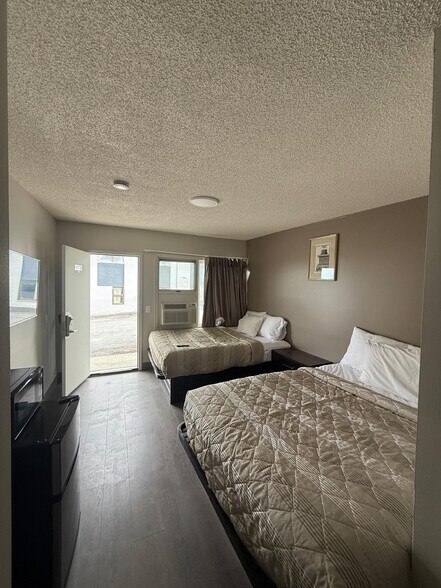 More Photos Of 947 new Loudon Rd, Latham Hotel For Sale