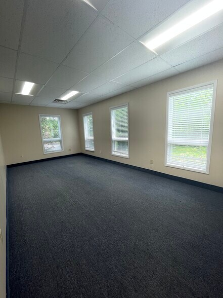 More Photos Of 115 US Highway 46, Mountain Lakes Medical For Lease