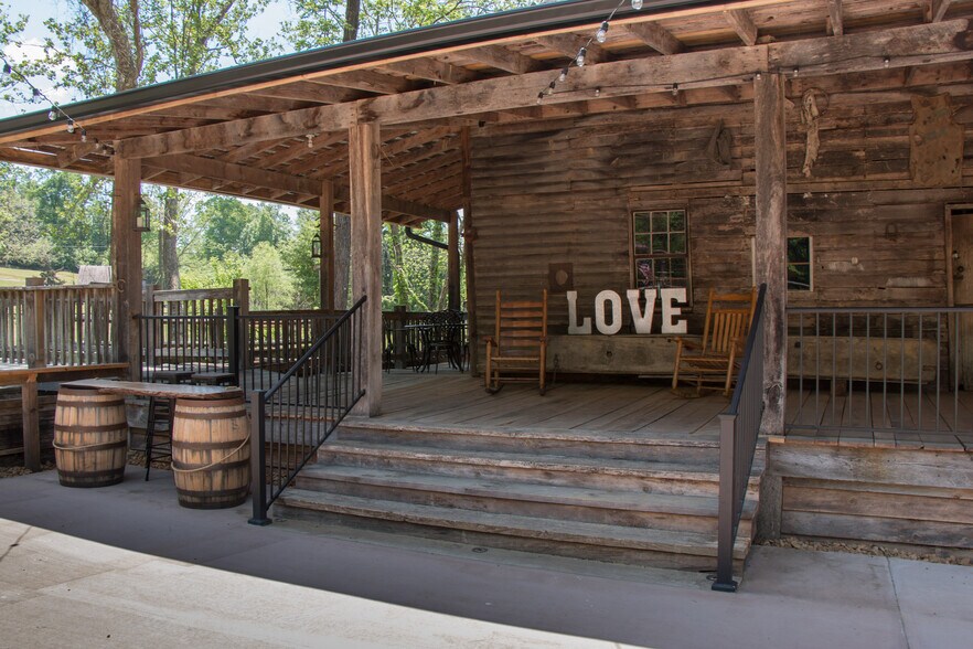 More Photos Of 21405 Parks Mill Rd, Abingdon Lodge Meeting Hall For Sale