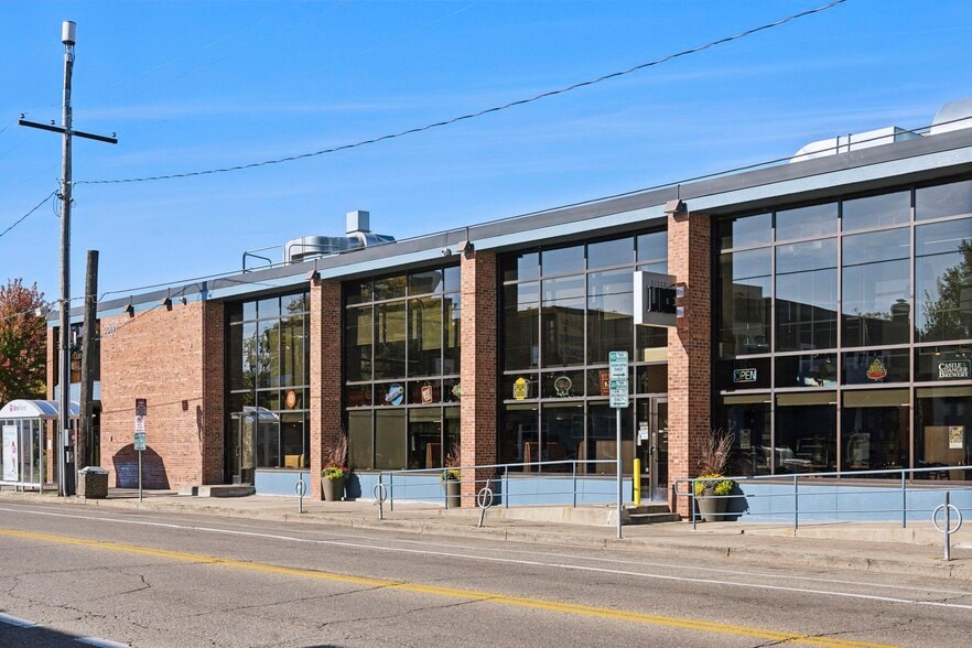 More Photos Of 2200 E Franklin Ave, Minneapolis Office For Lease