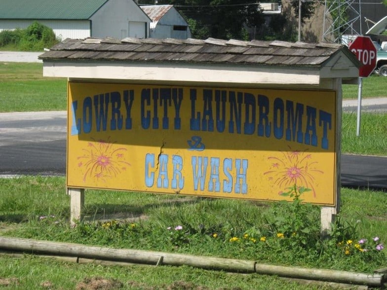 More Photos Of 302 E Third St, Lowry City Freestanding For Sale