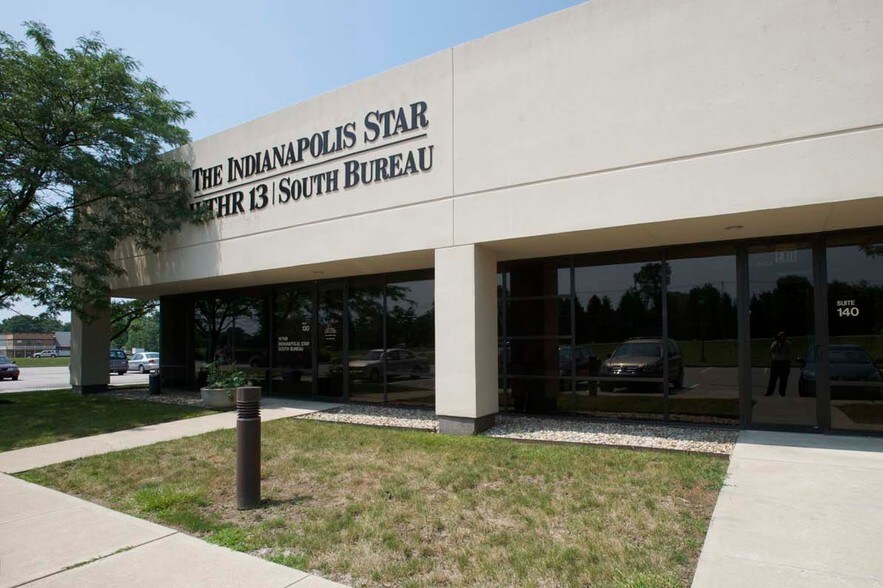 More Photos Of 65 Airport Pky, Greenwood Medical For Lease