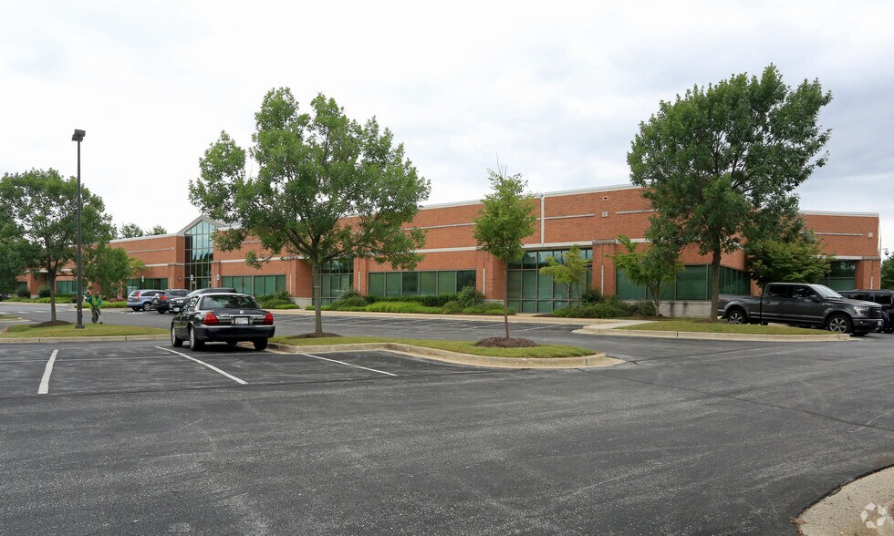 More Photos Of 20420 Century Blvd, Germantown Light Manufacturing For Lease