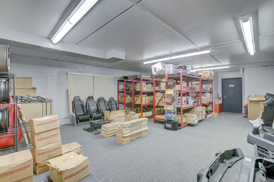 More Photos Of 530 S Dixie Hwy W, Pompano Beach Auto Repair For Sale