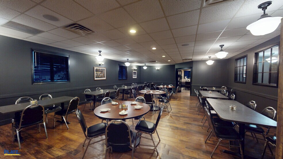 More Photos Of 3636 Canfield Rd, Cornersburg Restaurant For Sale