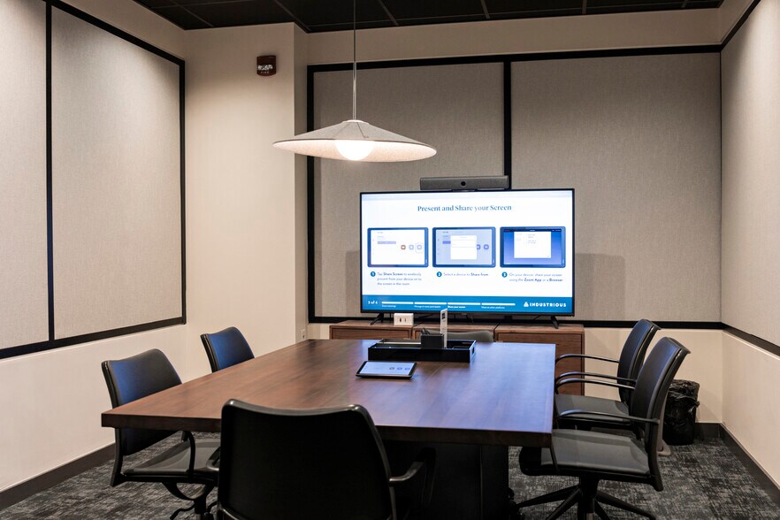 More Photos Of 111 W Illinois St, Chicago Office For Lease