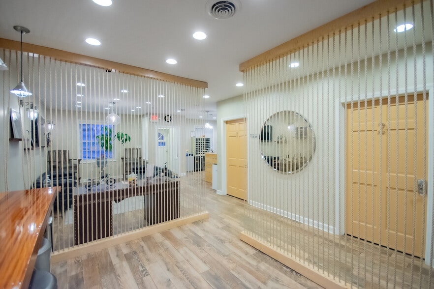 More Photos Of 126 E Burke St, Martinsburg Office For Sale