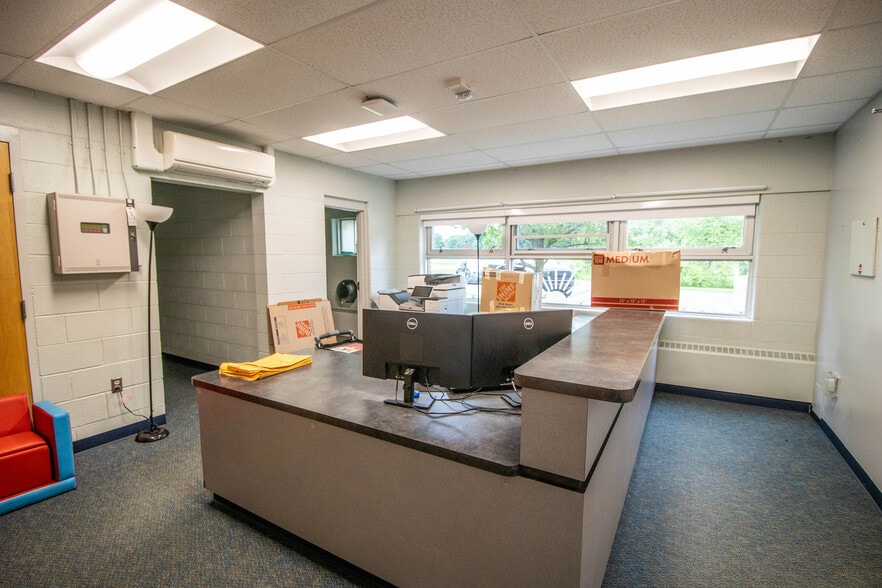 More Photos Of 11218 N Linden Rd, Clio Schools For Sale