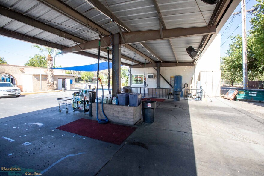 More Photos Of 312 Main St, Red Bluff Carwash For Sale