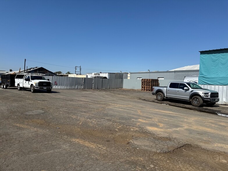 Primary Photo Of 1619 W Mines Ave, Montebello Land For Lease
