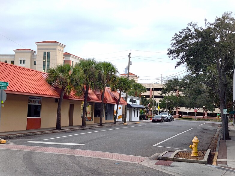 More Photos Of 847-849 E New Haven Ave, Melbourne Storefront For Lease