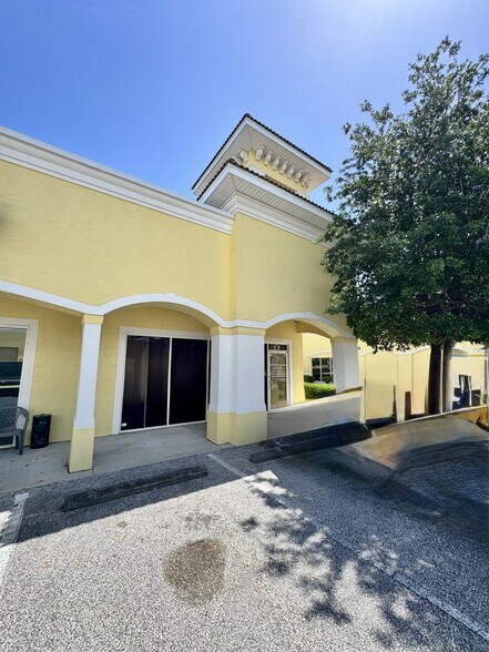 More Photos Of 1437 N US Highway 1, Ormond Beach Office For Sale