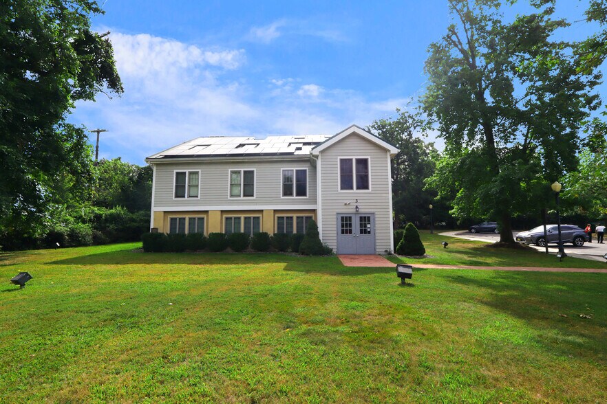 Primary Photo Of 3 Mapleton Rd, Princeton Office For Sale