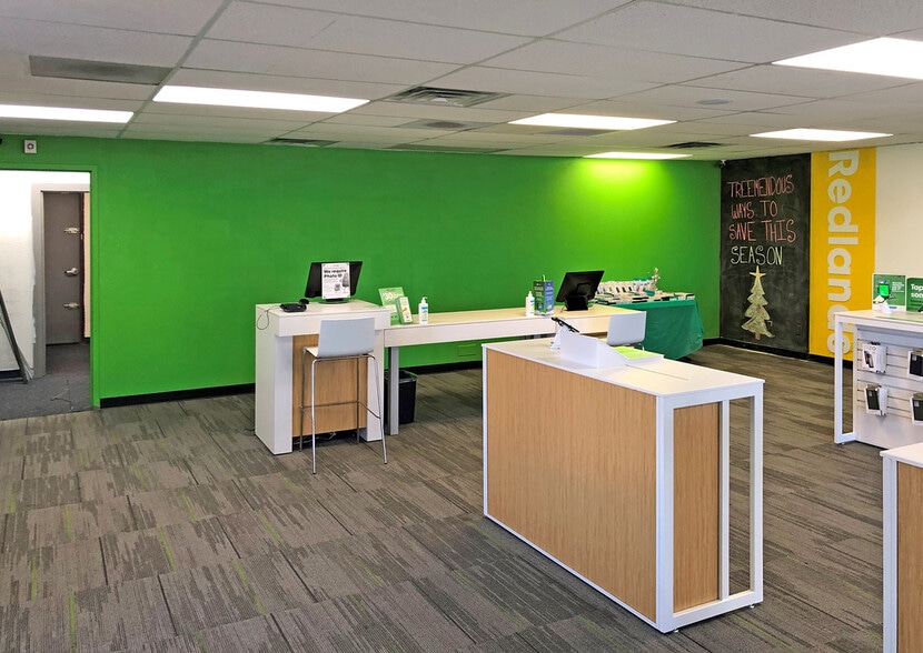 More Photos Of 3200 Coors Blvd NW, Albuquerque General Retail For Sale