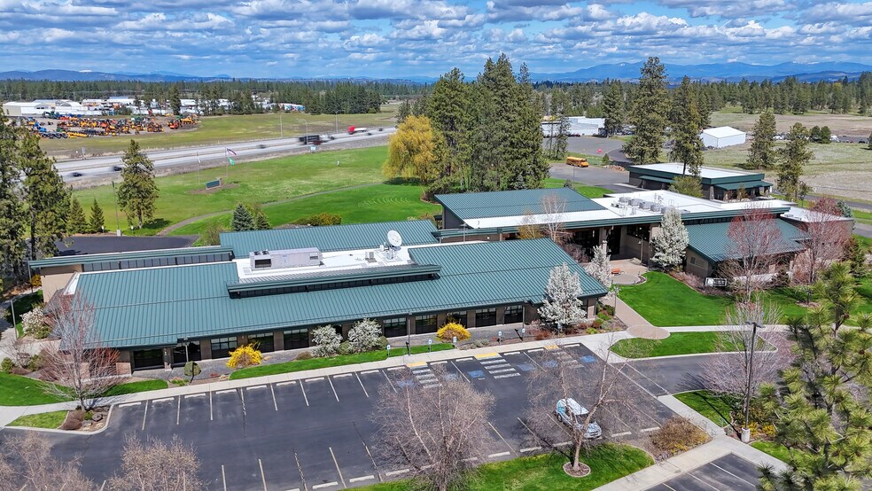 More Photos Of 3715 S Grove Rd, Spokane Industrial For Sale
