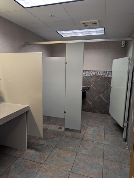 More Photos Of 8555 W Forest Home Ave, Greenfield Unknown For Lease